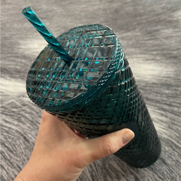 NWT - Starbucks 24oz Holiday Green Diamond-Textured Cold Beverage Tumbler - Picture 5 of 7